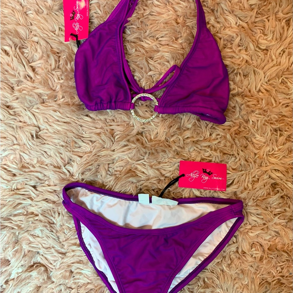 ALLYCE KING 2 PIECE SWIMSUIT